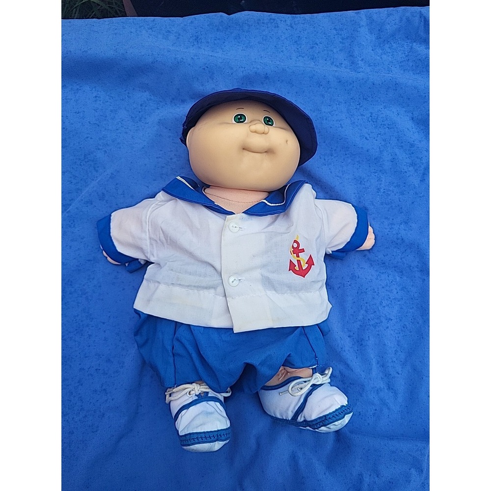 1982 cabbage patch‎ doll boy with altered cradle togs baby outfit